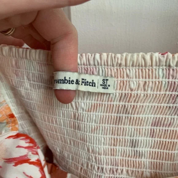 Abercrombie & Fitch Emerson Poplin Dress Small/Tall
Orange & Pink - Picture 4 of 5